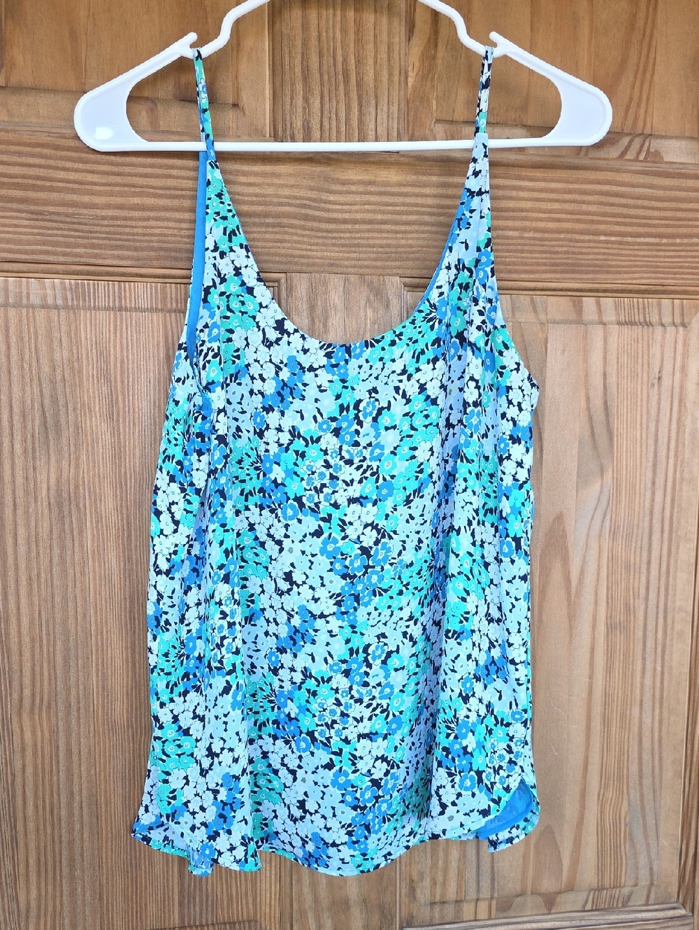 LOFT Med. Teal Blue & White Floral Spaghetti-Strap Lined Camisole